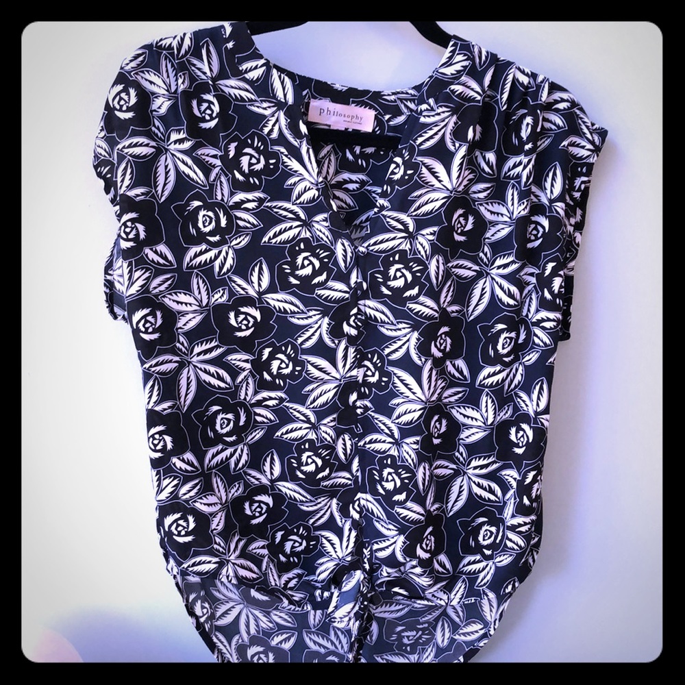 Philosophy short sleeve blouse
